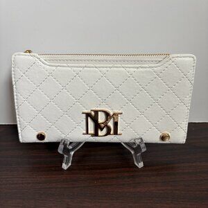 Badgley Mischka Wallet Vegan Leather White Quilted Long Cardholder Snap Zip New